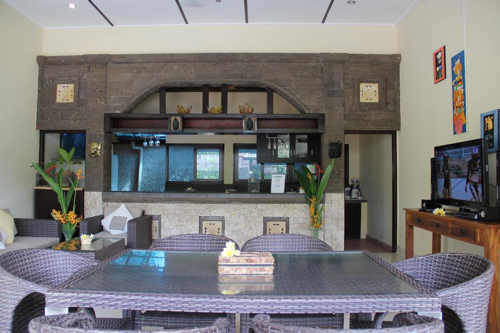 The Catur Villa Seminyak Oda fotoğraf